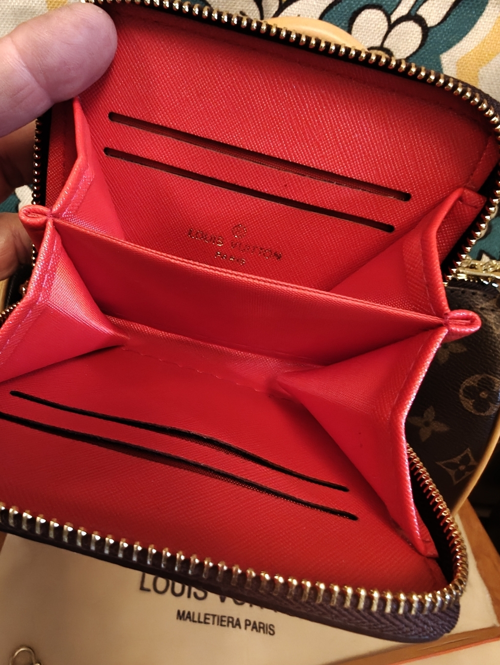 Fun "FASHION BAG"  New. - Picture 9 of 16